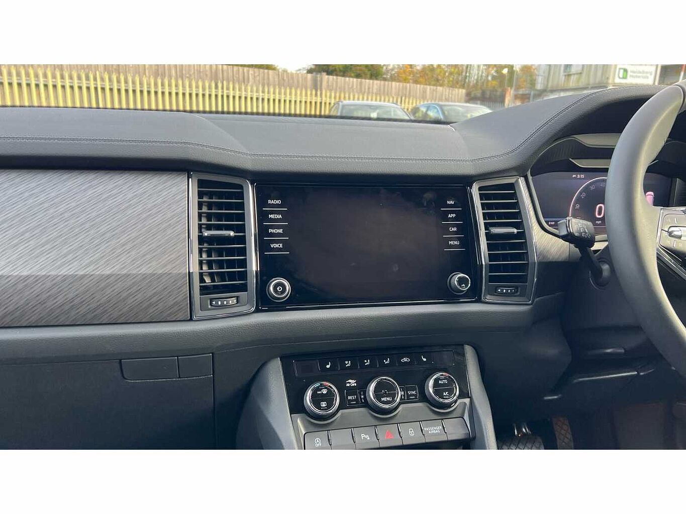 SKODA KODIAQ SE L Executive (7 seats) 1.5 TSI 150 PS DSG