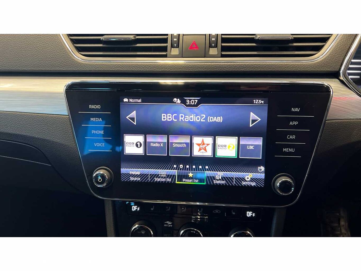 SKODA SUPERB 1.5 TSI SE Technology 5dr DSG