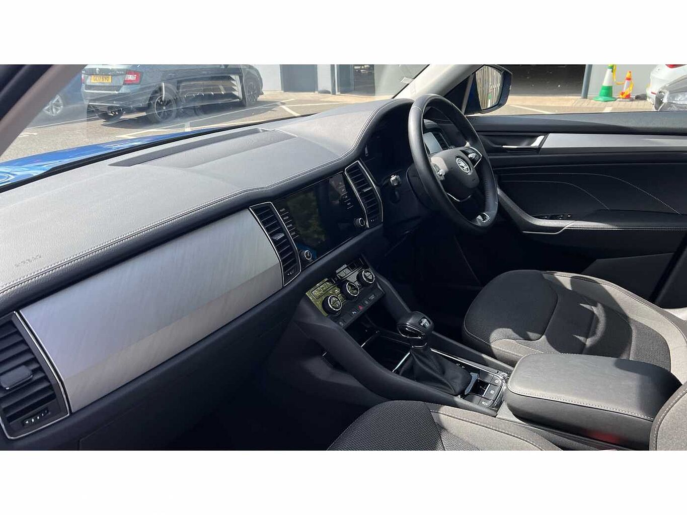 SKODA KODIAQ 1.5 TSI SE Drive 5dr DSG [7 Seat]