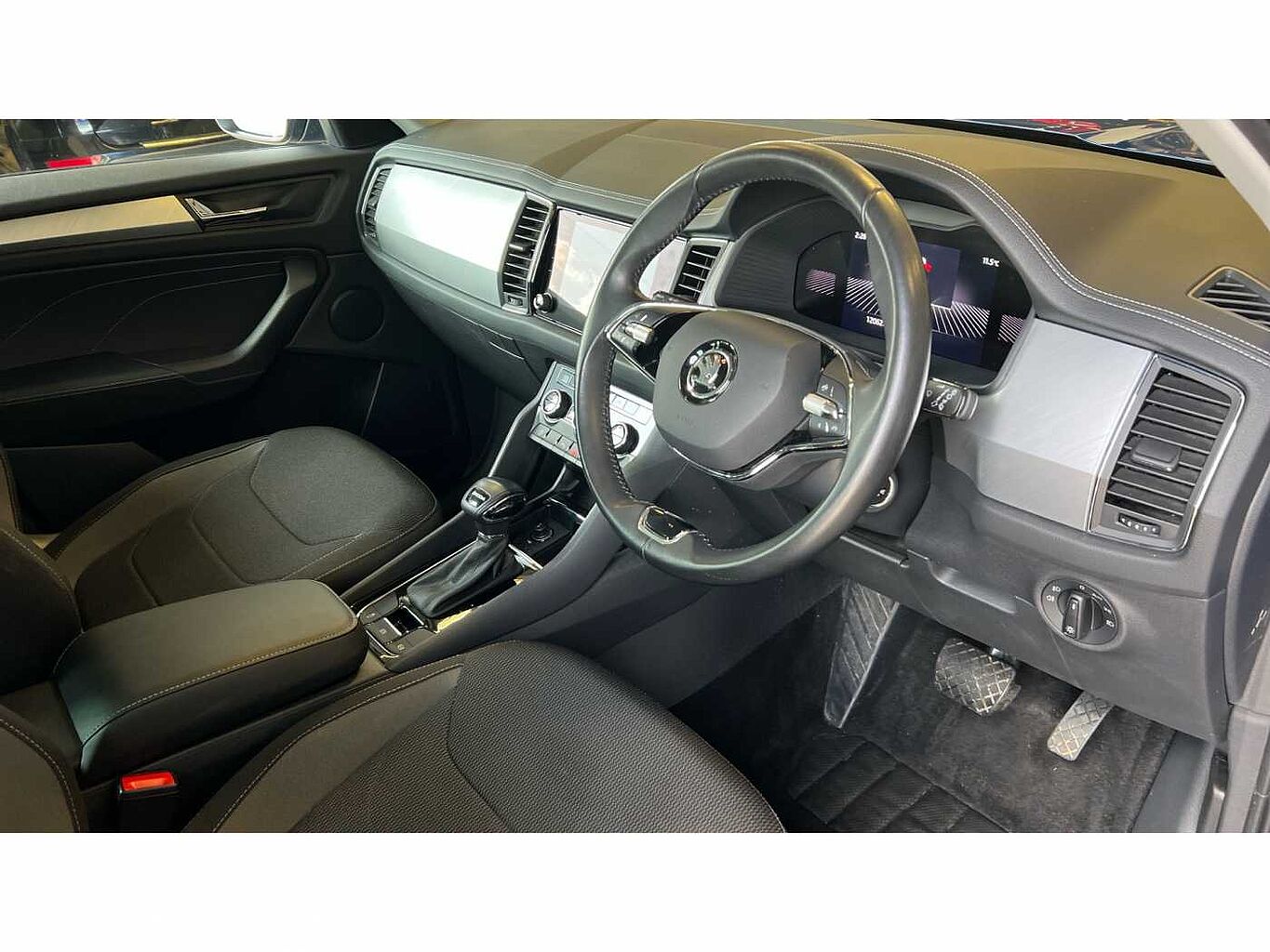 SKODA KODIAQ 1.5 TSI SE Drive 5dr DSG [7 Seat]