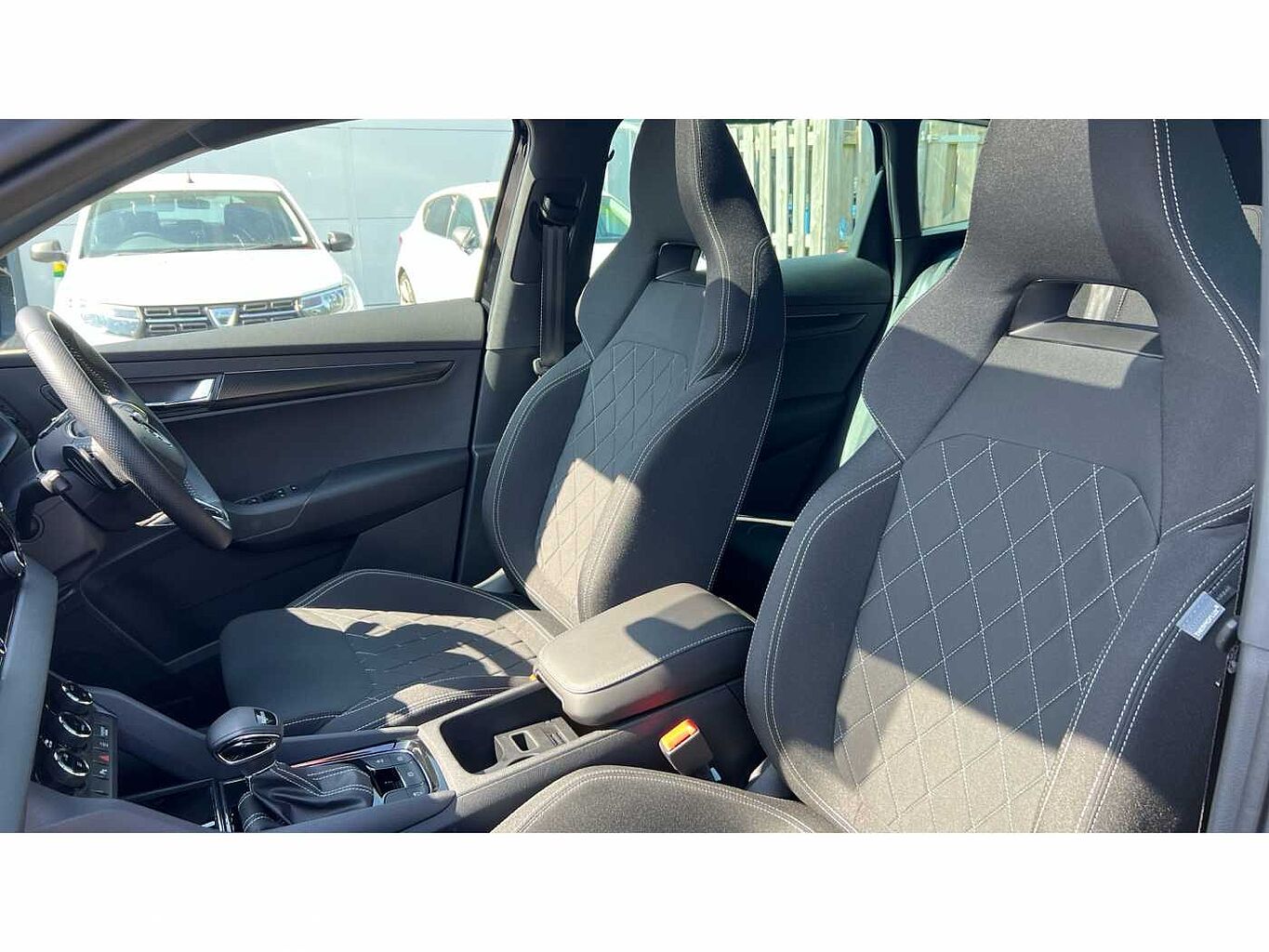 SKODA Karoq SUV 1.5 TSI (150ps) SportLine ACT