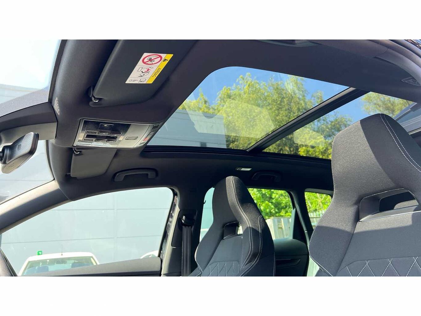 SKODA Karoq SUV 1.5 TSI (150ps) SportLine ACT