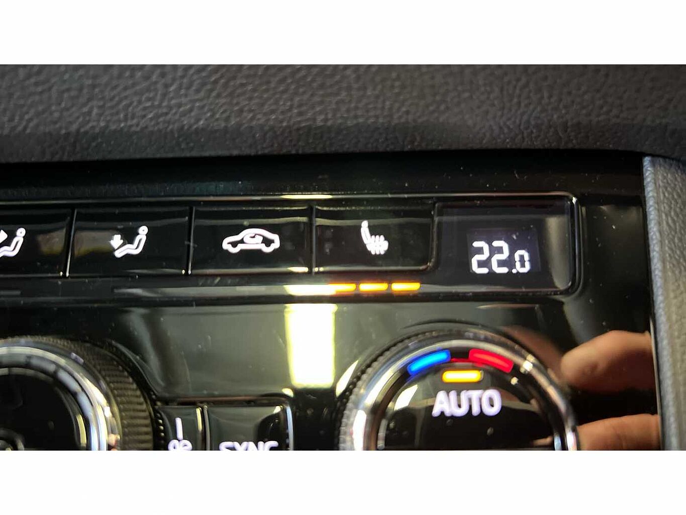 SKODA Karoq SUV 1.5 TSI (150ps) SportLine ACT
