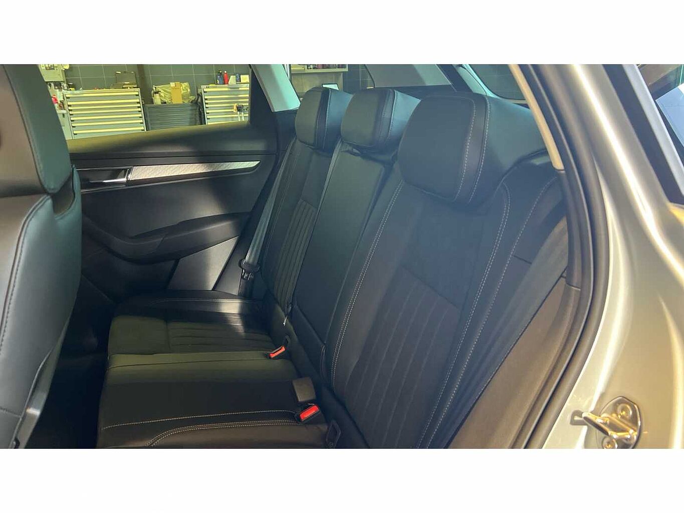 SKODA KAROQ 1.5 TSI SE L 5dr