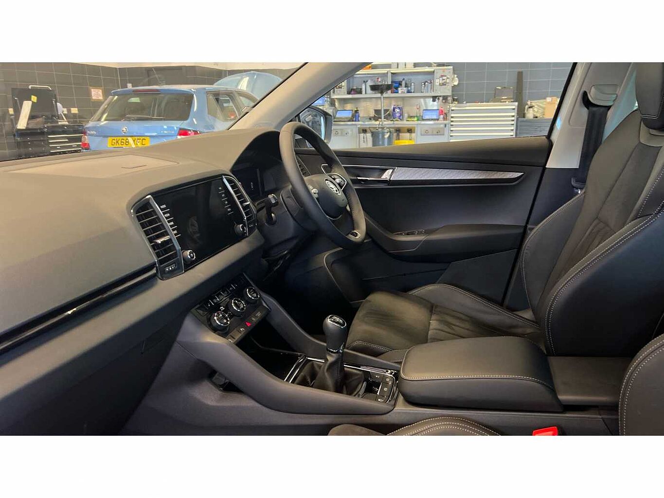 SKODA KAROQ 1.5 TSI SE L 5dr