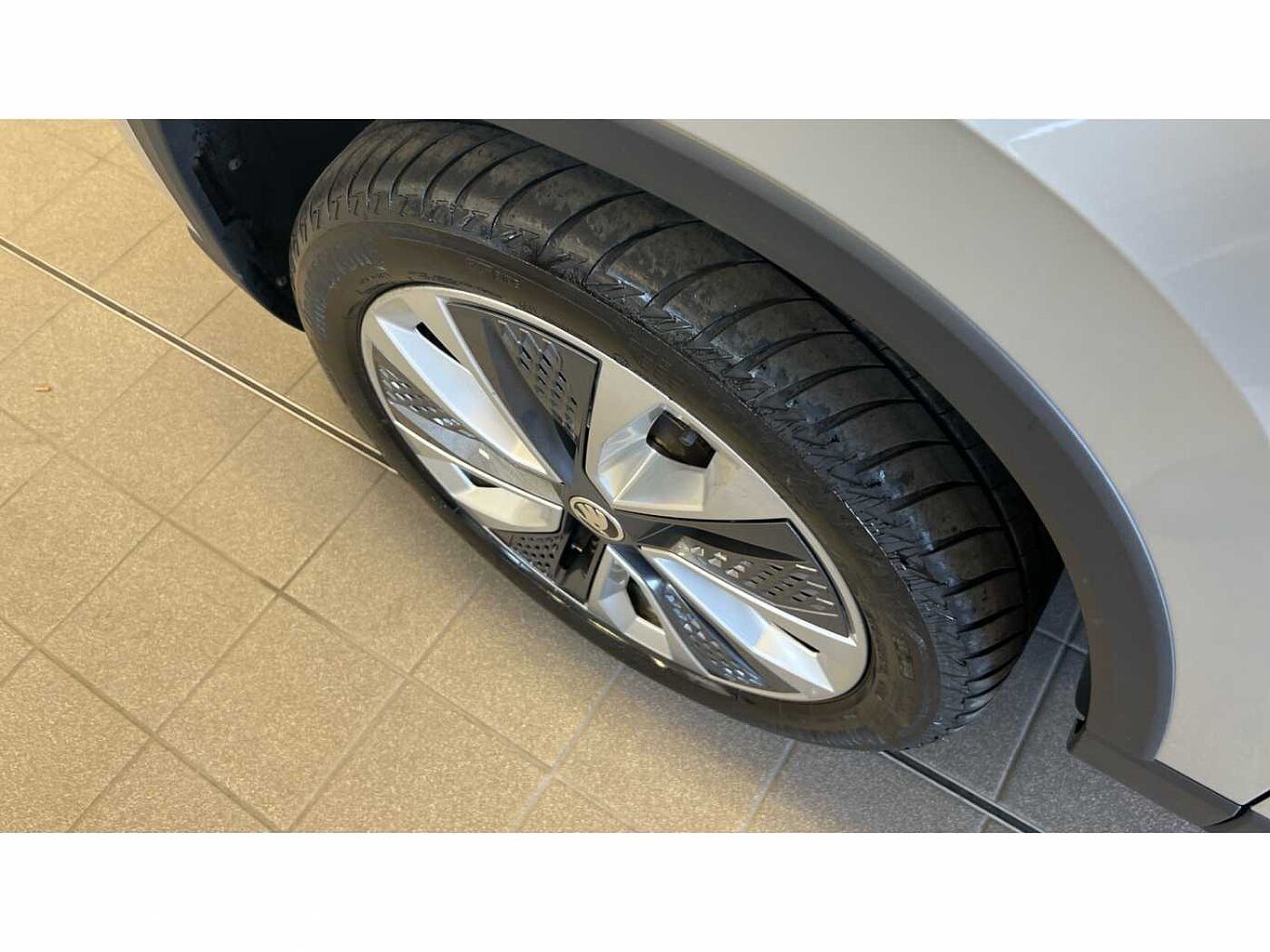 SKODA KAROQ 1.5 TSI SE L 5dr