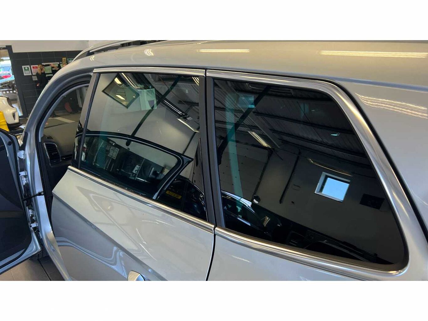 SKODA KAROQ 1.5 TSI SE L 5dr