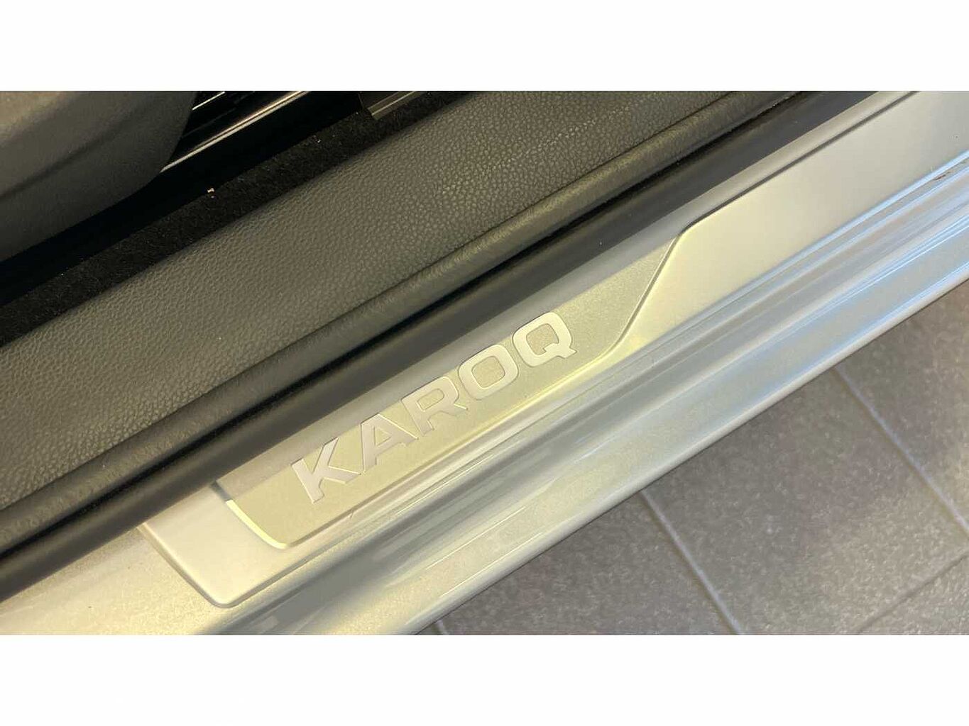 SKODA KAROQ 1.5 TSI SE L 5dr