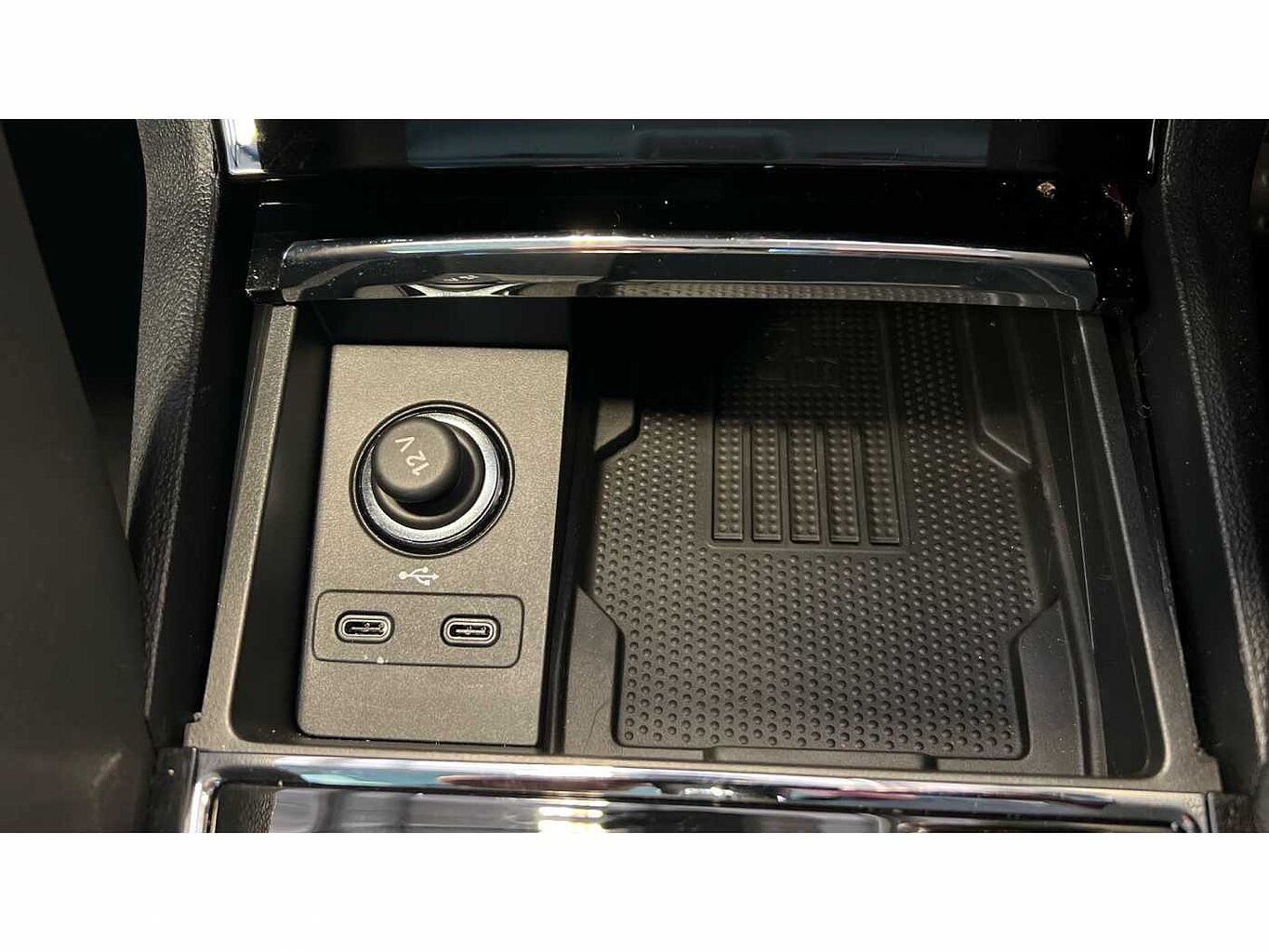 SKODA KAROQ 1.5 TSI SE L 5dr