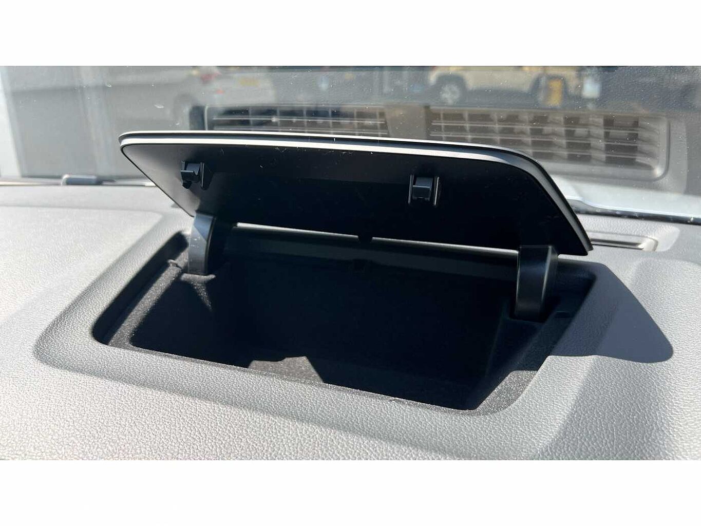 SKODA KAROQ 1.5 TSI SE L 5dr