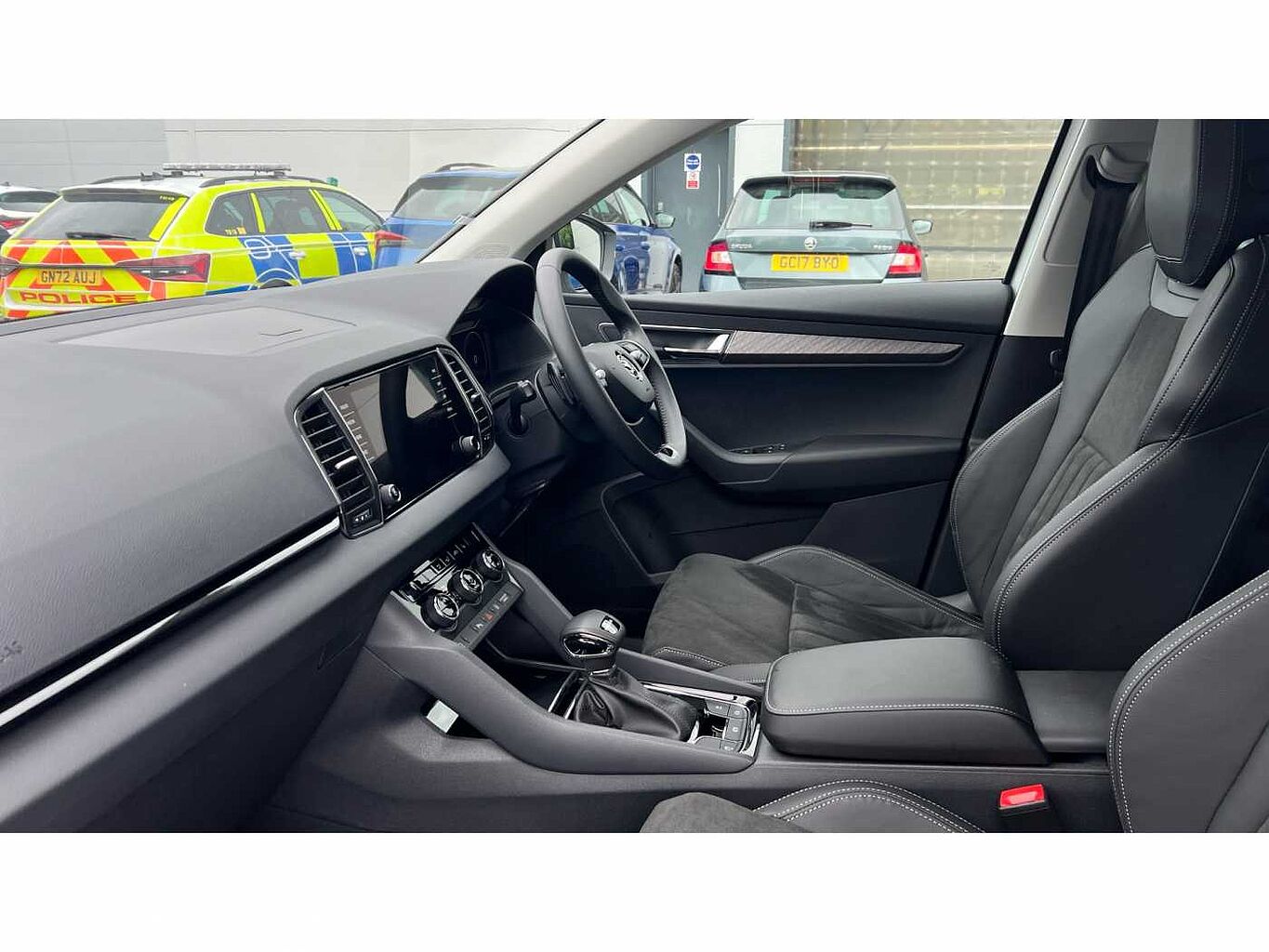SKODA Karoq SUV 1.5 TSI (150ps) SE L ACT DSG