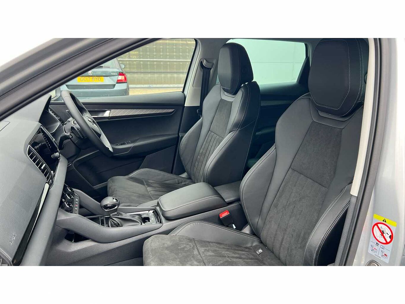 SKODA Karoq SUV 1.5 TSI (150ps) SE L ACT DSG