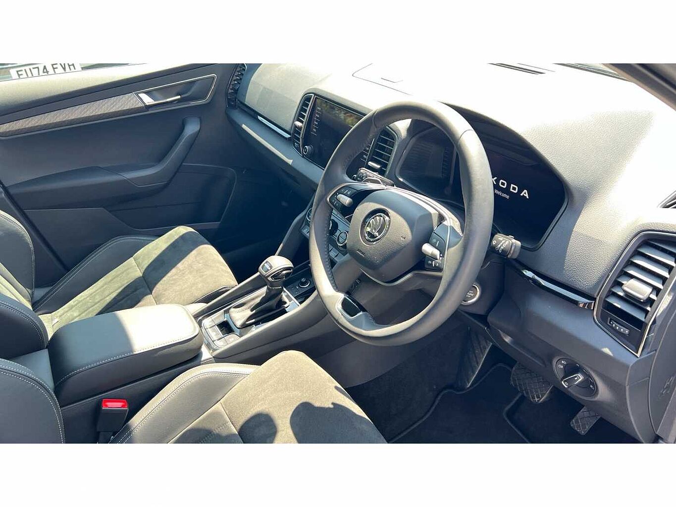 SKODA Karoq SUV 1.5 TSI (150ps) SE L ACT DSG