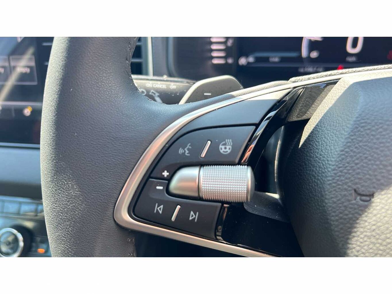 SKODA Karoq SUV 1.5 TSI (150ps) SE L ACT DSG
